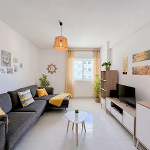Urban Retreat With Easy Access #1892 Apartamento